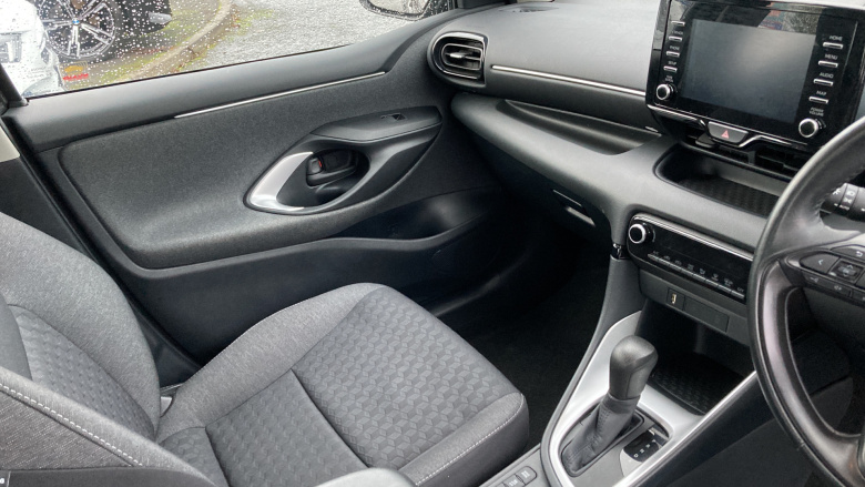 Toyota Yaris 1.5 Hybrid Icon 5dr CVT Hybrid Hatchback